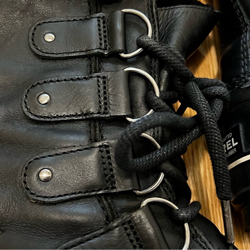 Sorel Joan of Arctic Lux Leather Black Winter Boots with Fur Trim - Picture 3 of 8